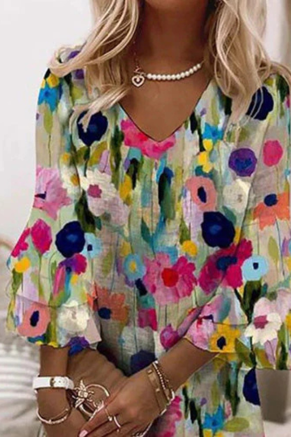 Tabitha - V-Neck Mini Dress with Romantic Floral Print