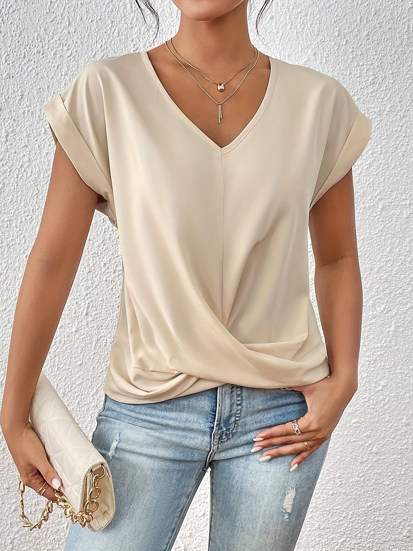 MEREDITH | CASUAL SHIRT WITH HEART NECKLINE