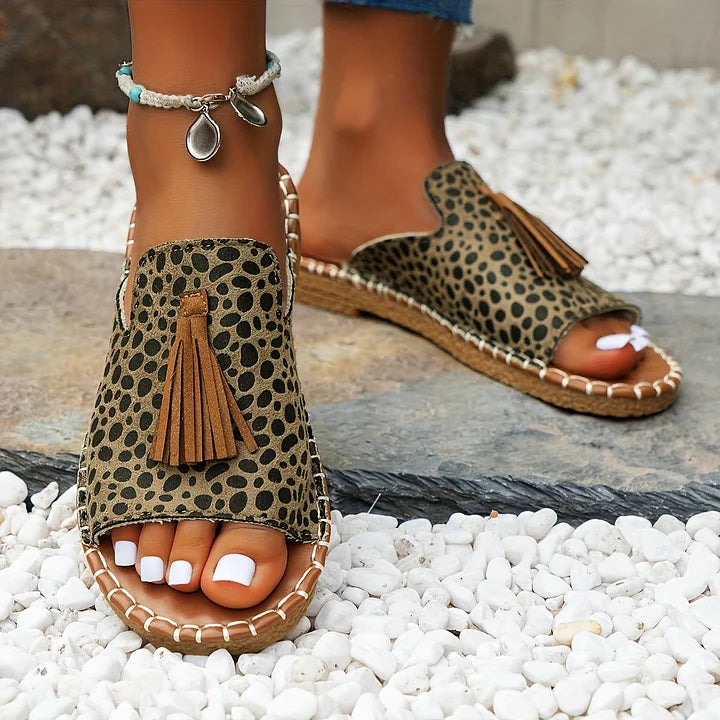 LIDIA | COMFORTABLE FLAT SANDALS