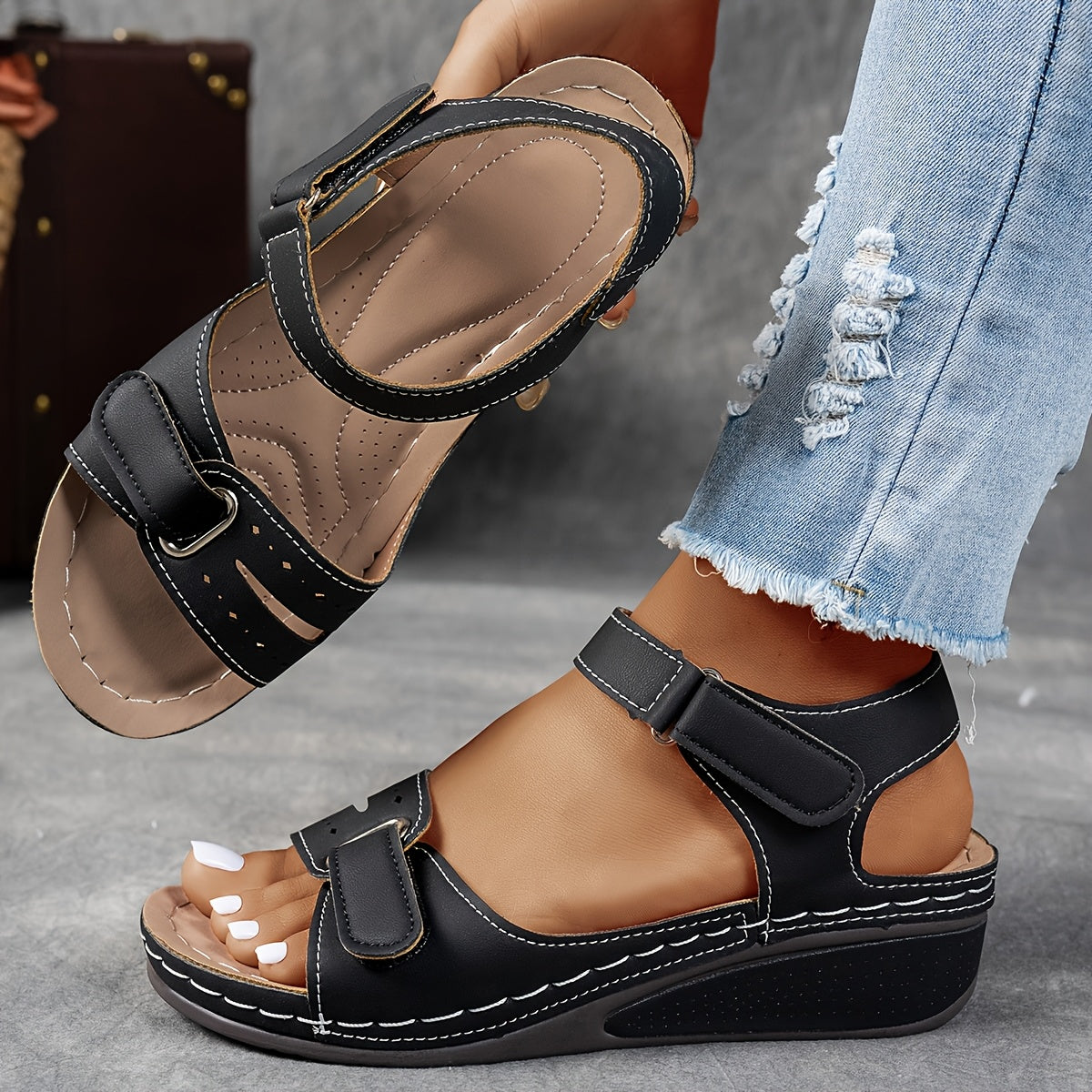 CARMELA | COMFORTABLE OPEN SANDALS