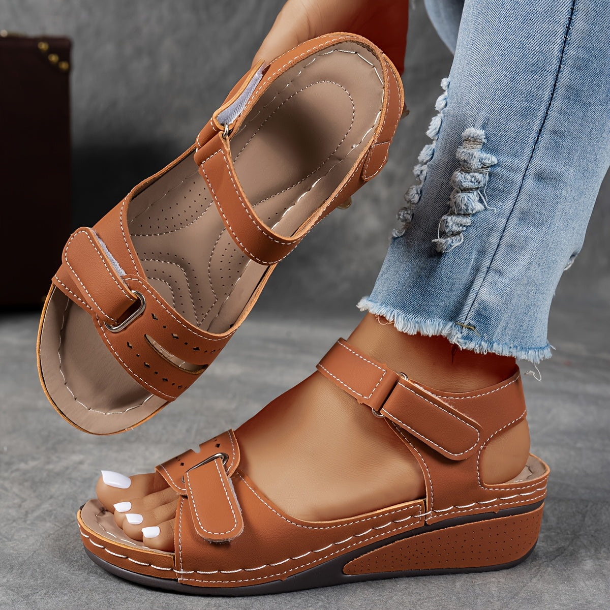 CARMELA | COMFORTABLE OPEN SANDALS