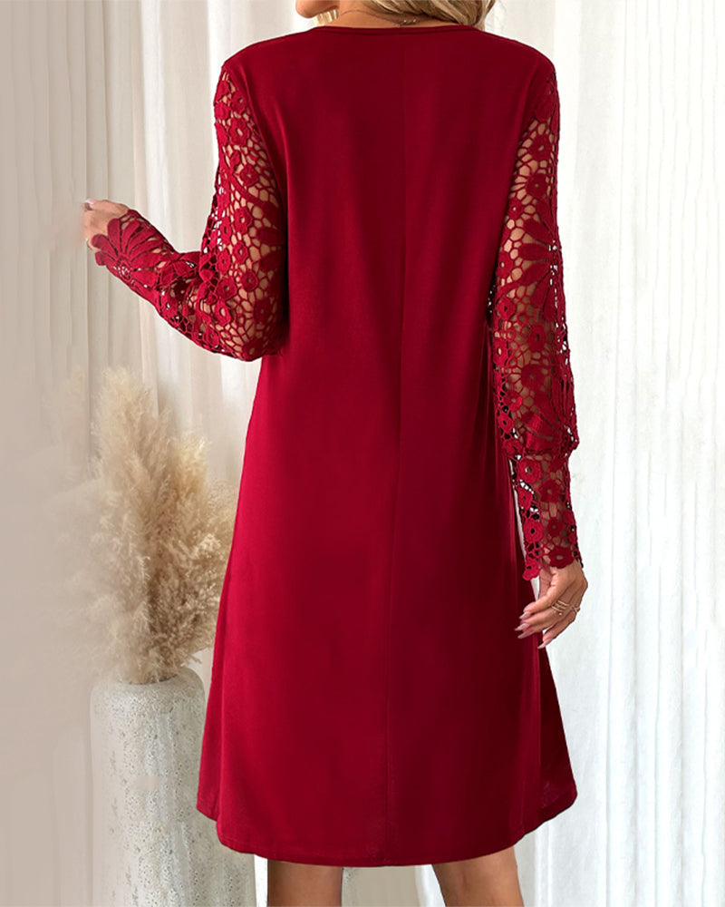Nina - Dress with lace sleeves