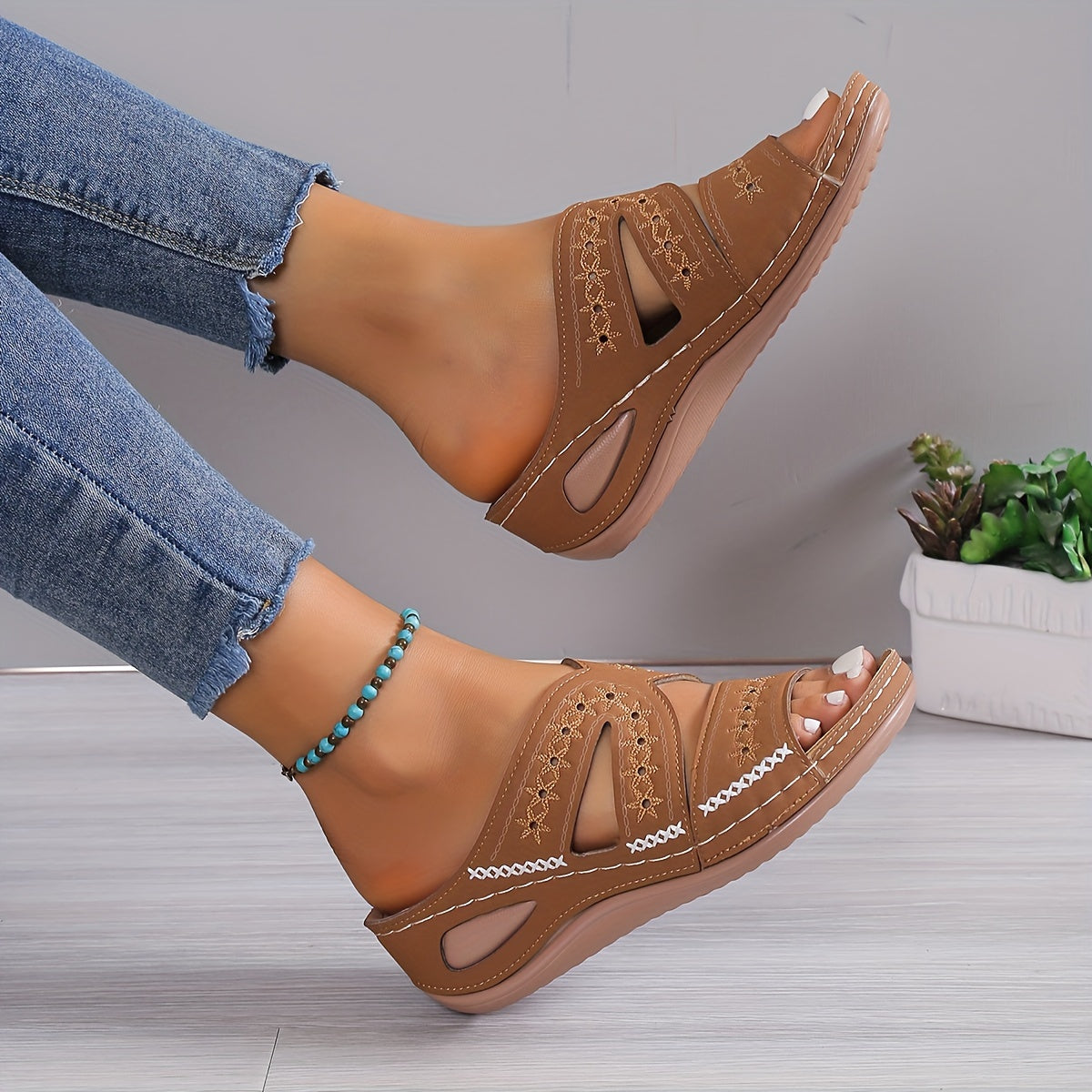 CLARA | COMFORTABLE ORTHOPAEDIC SANDALS