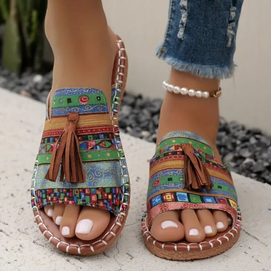 LIDIA | COMFORTABLE FLAT SANDALS
