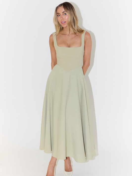 XIARA | ELEGANT DRESS