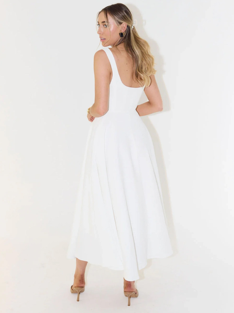 XIARA | ELEGANT DRESS