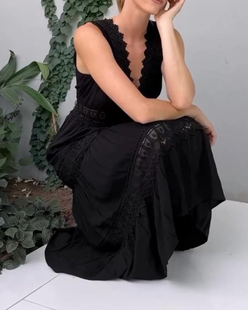 STEPHANIE | ELEGANT V-NECK DRESS