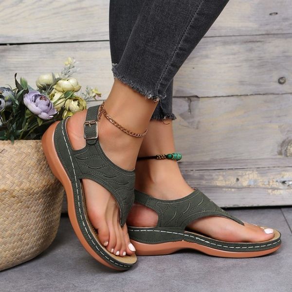 JOANNE | ELEGANT HEELED SANDALS