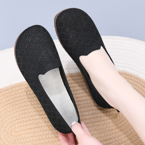 KIYARA | ELEGANT SLIP-ONS