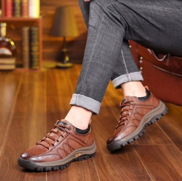 CARR | HAND-STITCHED LEATHER CASUAL MEN'S SHOES